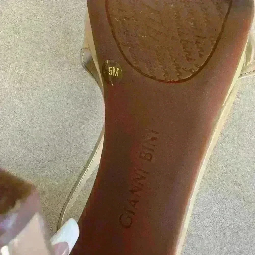GIANNI BINI WOMEN’S NUDE CREAM BEIGE PLATFORM HEELS SIZE 9.5